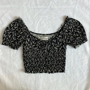 Urban Outfitters Black Blouse Size Small